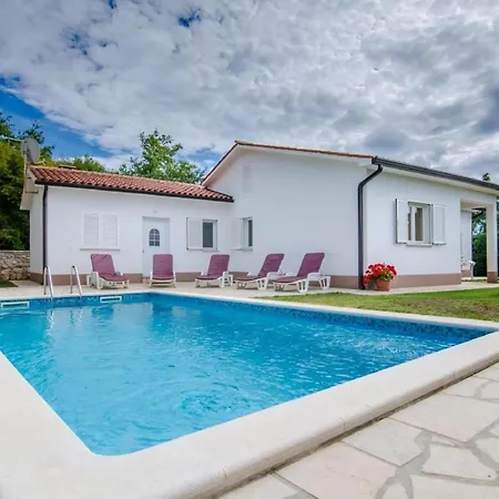 Haus Mia Semesterbostad Labin (Istria)