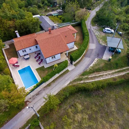 Semesterbostad Haus Mia Labin (Istria)