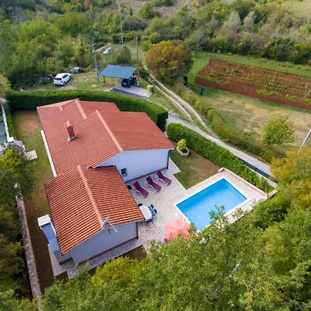 Semesterbostad Haus Mia Labin (Istria)
